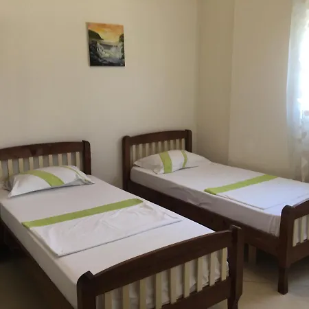 Agetina's Apartament *