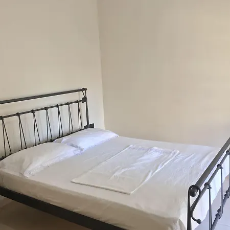 Apartament Agetina's