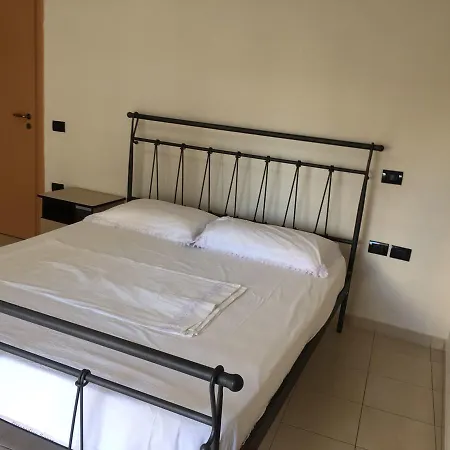 Apartament Agetina's *