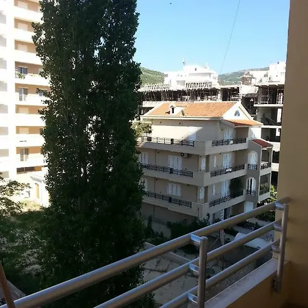 Agetina's Vlore